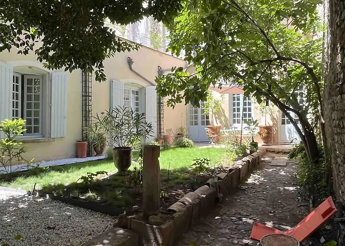 Le Chapitre Avec Jardin - Centre Historique Διαμέρισμα *