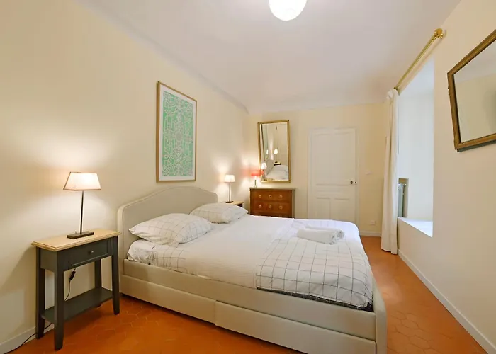 Διαμέρισμα Le Chapitre Avec Jardin - Centre Historique *